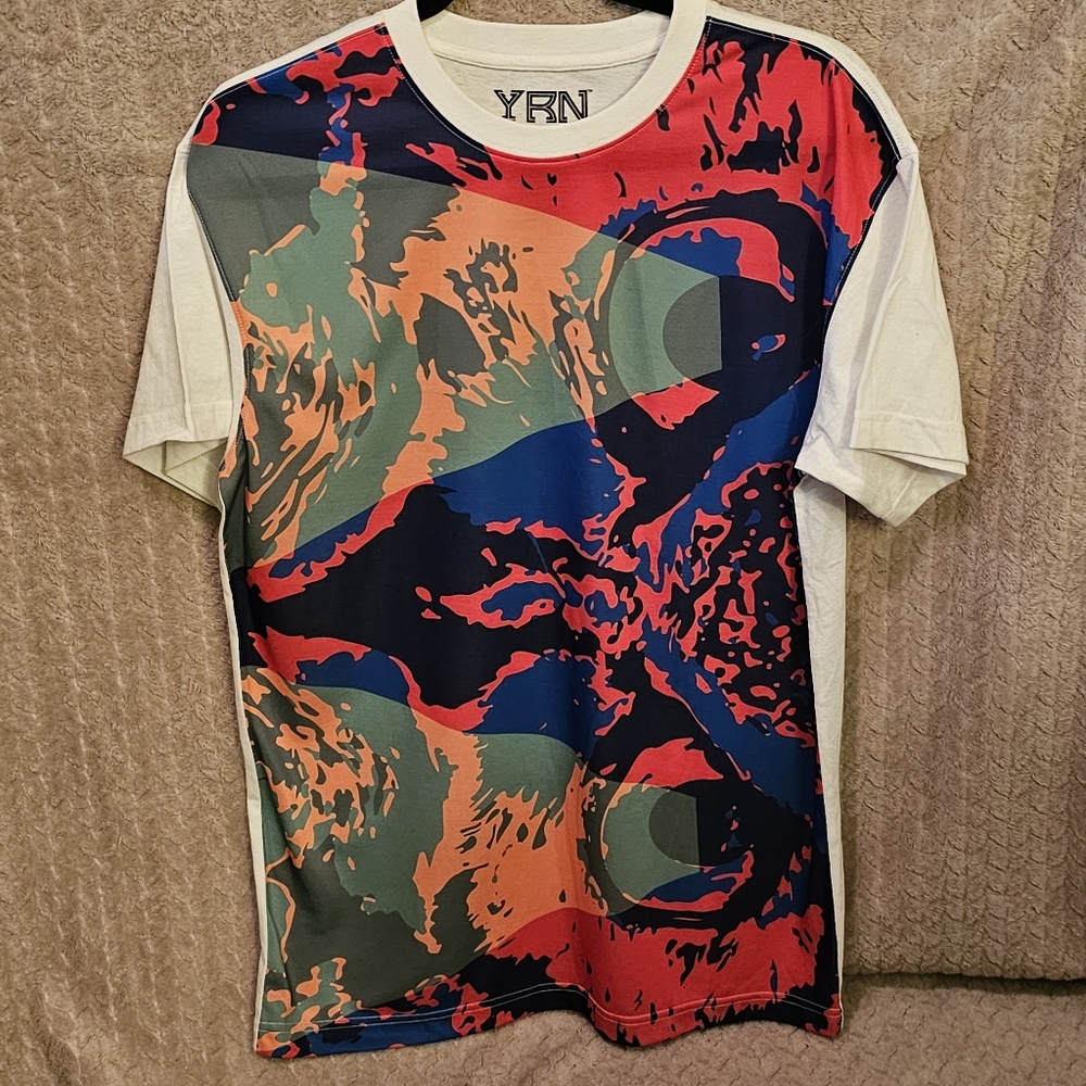 3/$25 🆕 YRN Yung Rich Nation Colorful Owl Graphic White Tee size Medium